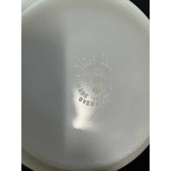 Pyrex 474-B Americana Brown Design on White Eagle 1  1/2 Qt - Picture 5 of 5